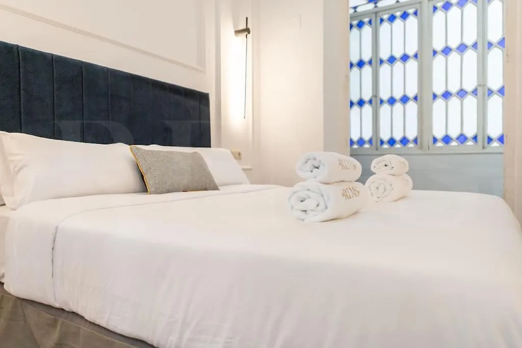 Apartment Historic Gem With Modern Comfort By Rems Malaga Spain